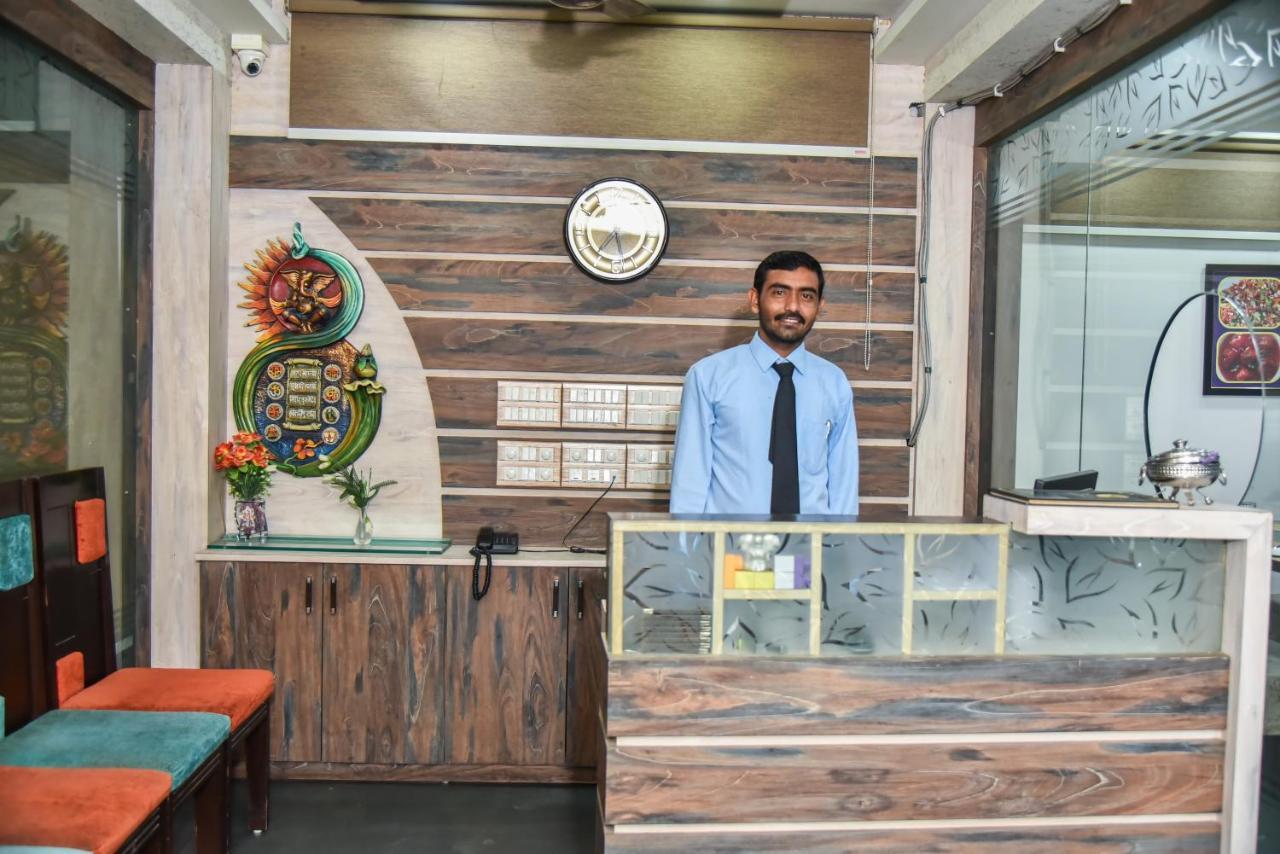 Hotel Tulsi Residency Bhuj Εξωτερικό φωτογραφία